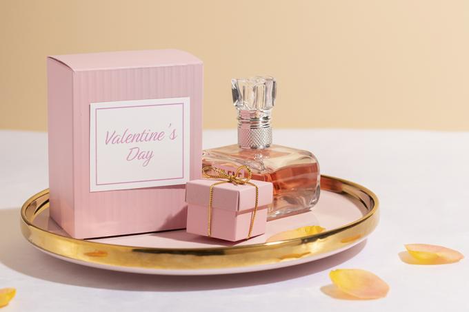 Kích thước tùy chỉnh được chấp nhận Lamination bóng Eco Friendly Skincare Fragrance Packaging Box 7
